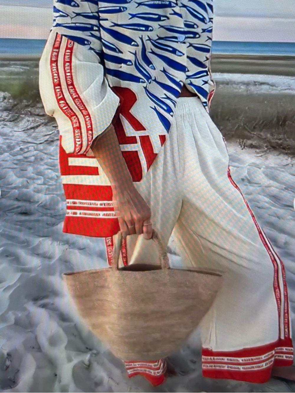 Sardine 2 piece pant set in cream blue red size M